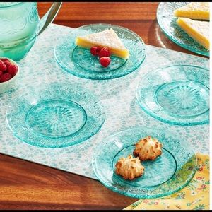 The Pioneer Woman Cassie Embossed Appetizer Plates. NEW!